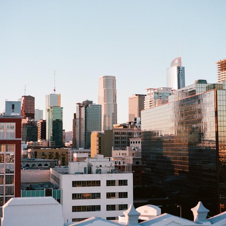 Parents evaluating schools in Switzerland